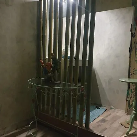 La Maison Porte Bonheur Pensión *