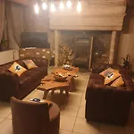 La Maison Porte Bonheur Gasthof Chantelle