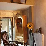 La Maison Porte Bonheur Gasthof 4*