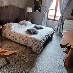 La Maison Porte Bonheur Gasthof Chantelle