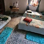 La Maison Porte Bonheur Gasthof 4*