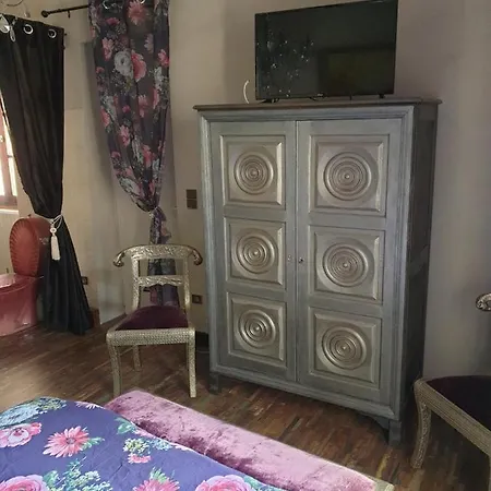 Pensión La Maison Porte Bonheur 4*