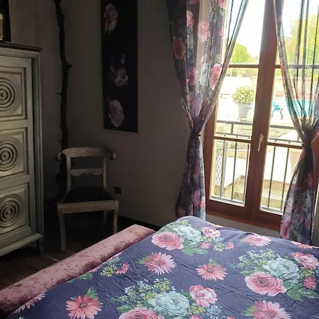 La Maison Porte Bonheur Guest house *
