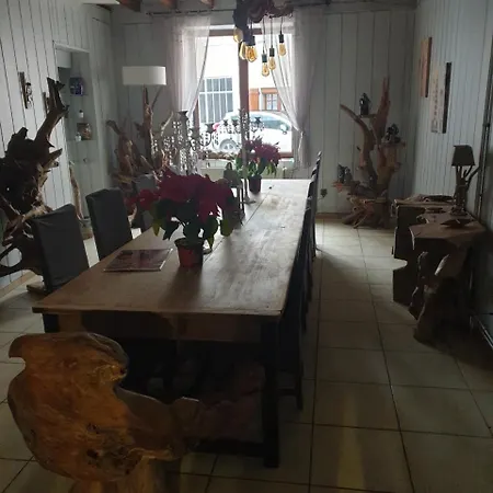 La Maison Porte Bonheur Chantelle