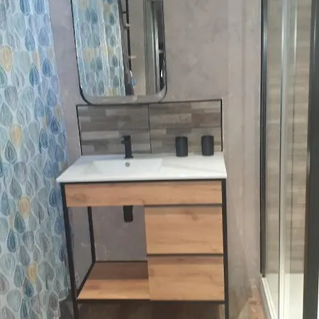 La Maison Porte Bonheur 4* Chantelle