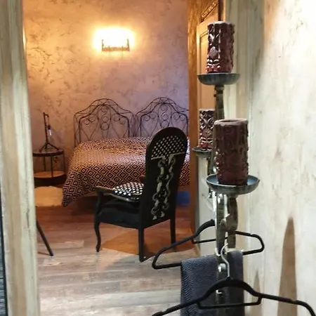 La Maison Porte Bonheur Гостевой дом