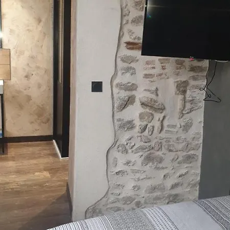 La Maison Porte Bonheur Chantelle