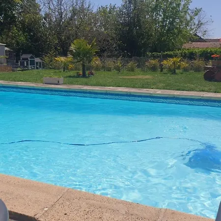 La Maison Porte Bonheur 4* Chantelle