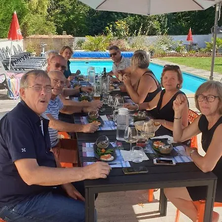 La Maison Porte Bonheur Pensión