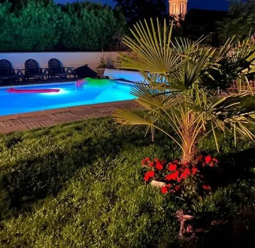 Πανσιόν La Maison Porte Bonheur 4*